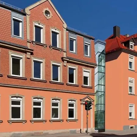 Eastside Living - Wohnen Auf Zeit - Kral Apartment